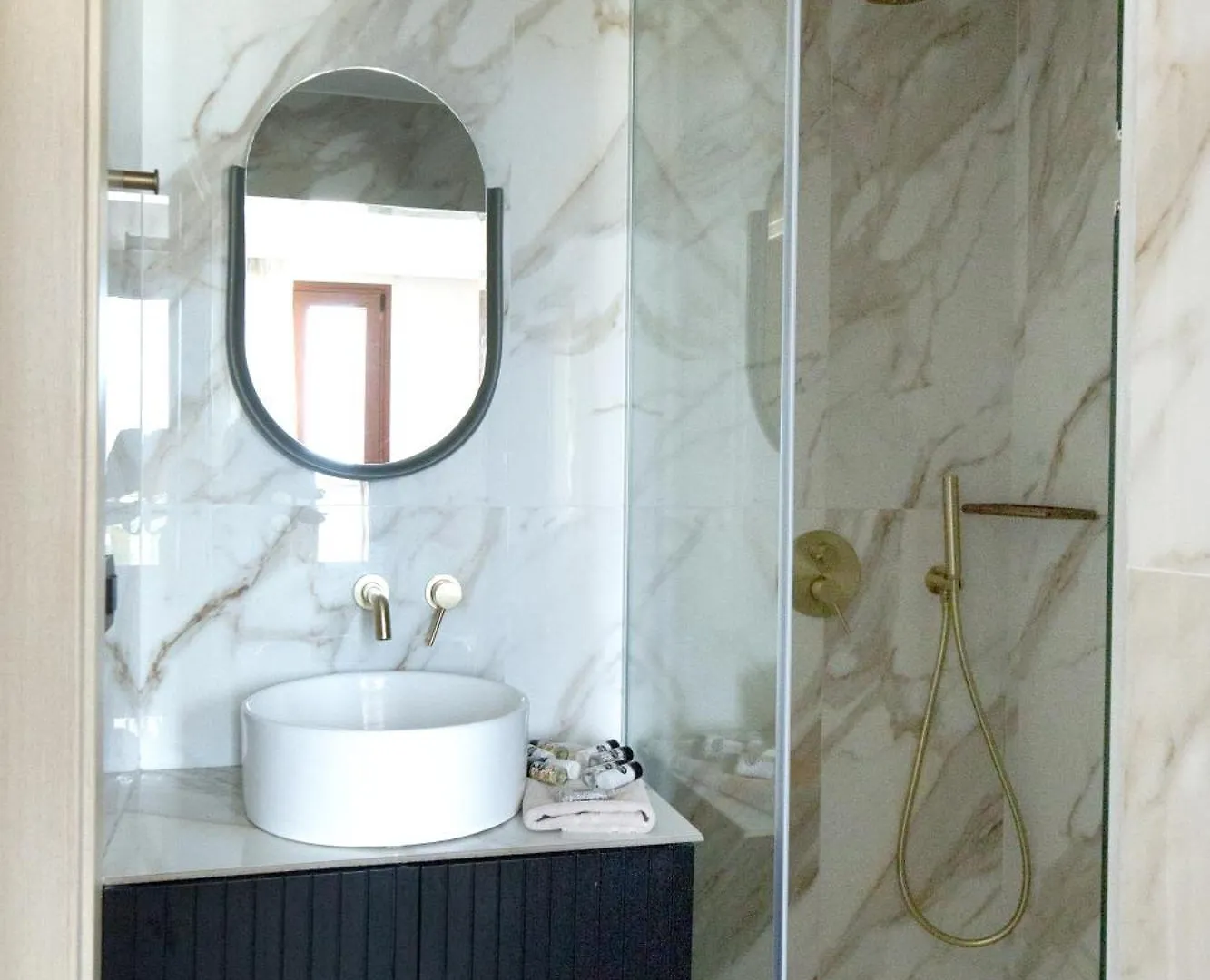 העיירה רתימנו Civitas Suites Hotel יוון