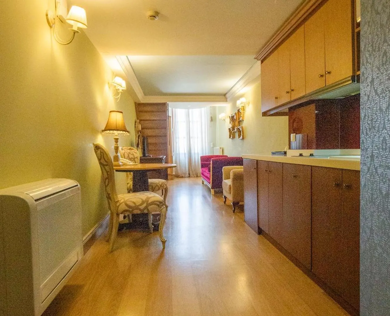 העיירה רתימנו Civitas Suites Hotel 4*, העיירה רתימנו יוון