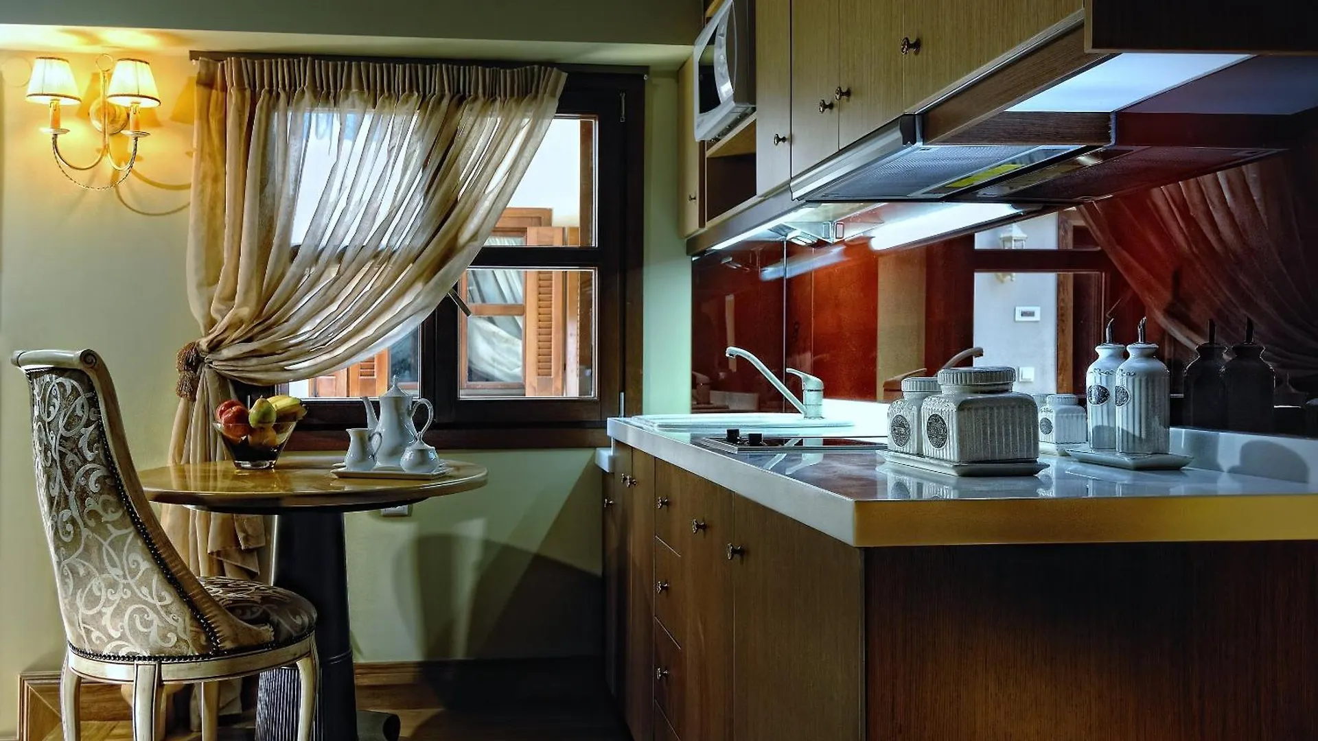 העיירה רתימנו Civitas Suites Hotel מלון דירות העיירה רתימנו